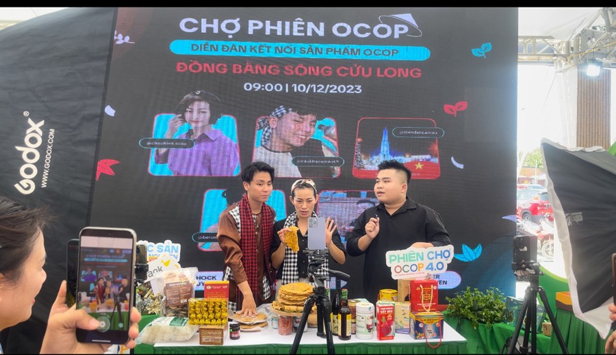 HƠN 60.000 LƯỢT THEO DÕI VÀ TRUY CẬP SẢN PHẨM - BÙNG NỔ ĐƠN HÀNG SAU PHIÊN LIVESTREAM CHỢ PHIÊN OCOP 4.0