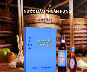 HỘP QUÀ TẾT NƯỚC MẮM THUẬN HƯNG 35 ĐỘ ĐẠM