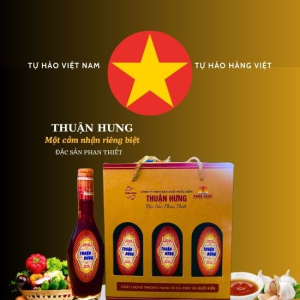 NƯỚC MẮM THUẬN HƯNG 50 ĐẠM/1 HỘP 3 CHAI 180ML